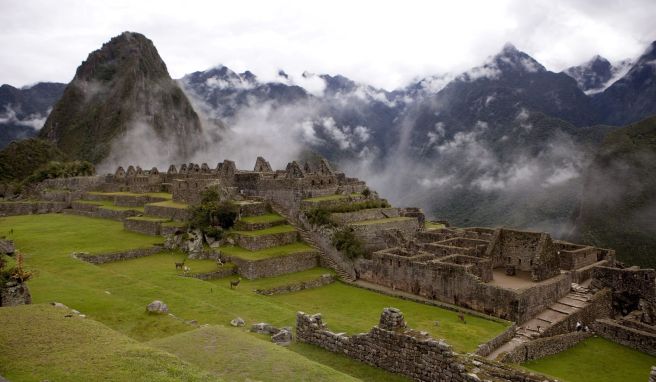 Die Inkastätte Machu Picchu ist die bekannteste Touristenattraktion von Peru.