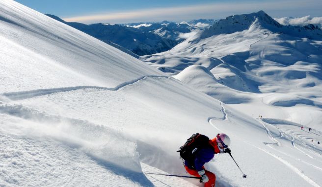 REISE & PREISE weitere Infos zu Frühjahrs-Ski: Nur früh am Tag ins freie Gelände