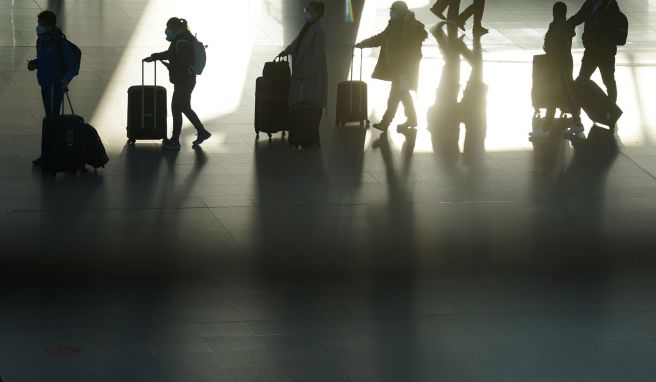 Yougov-Umfrage  Fast jeder Fünfte schon mal von Flughafen-Ausstand betroffen