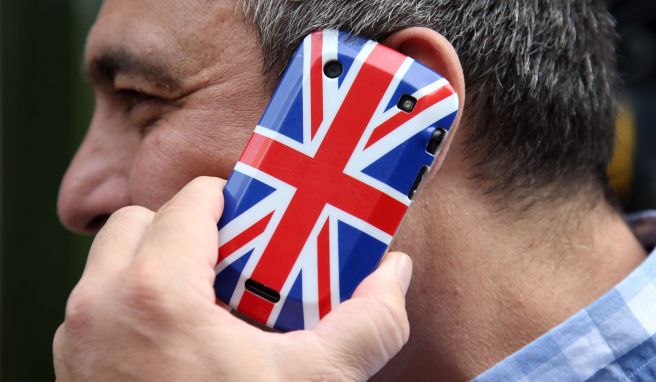 Großbritannien-Reisende mit deutschem Mobilfunk-Anbieter müssen trotz des Brexits weiterhin keine Roaming-Gebühren zahlen. 