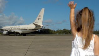 Kinder alleine im Flugzeug auf Reisen Kinder alleine im Flugzeug auf Reisen