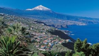 Über allem thront der Teide: Der höchste Berg Spaniens überragt Teneriffa##Foto: Spanisches Fremdenverkehrsamt Über allem thront der Teide: Der höchste Berg Spaniens überragt Teneriffa