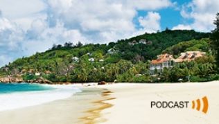 Im Internet surfen und gleichzeitig dem Reise-Radio lauschen.##Foto: R&P Im Internet surfen und gleichzeitig dem Reise-Radio lauschen.