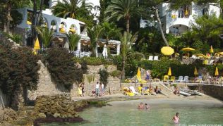 Das familiengeführte Hotel »Bon Sol« liegt an einer eigenen Badebucht unweit von Palma de Mallorca Das familiengeführte Hotel »Bon Sol« liegt an einer eigenen Badebucht unweit von Palma de Mallorca