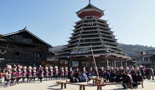 Neujahrsfest der Dong in Guizhou, China##Foto: Wikimedia Commons, Yves Picq Neujahrsfest der Dong in Guizhou, China