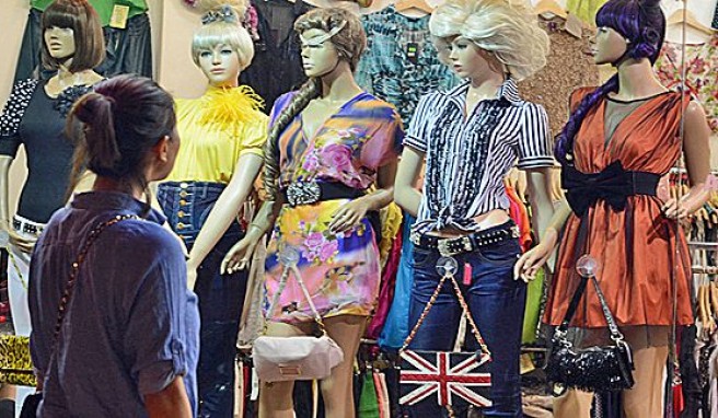 Kleidung nach Maß, schnell, günstig und in jedem denkbaren Stil gibts beim Shoppen in Saigon, Vietnam