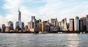 Das One World Trade Center prägt die Skyline von Manhattan - doch in der Stadt gibt es abgesehen von der Aussichtsplattform auf dem Wolkenkratzer jede Menge andere neue Sehenswürdigkeiten