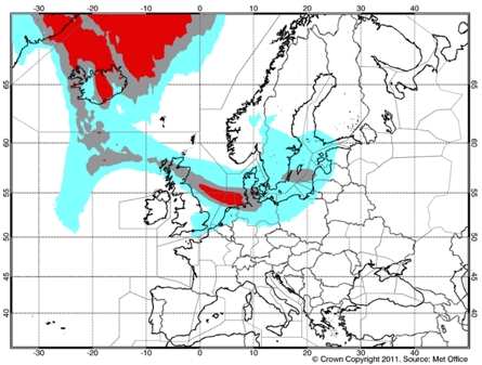 Flugreisende müssen mit Einschränkungen im Deutschen Luftraum rechnen, Grund ist die Aschewolke aus Island.