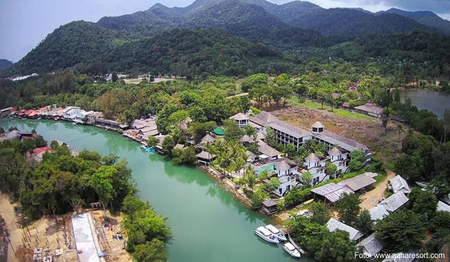 Auf der thailändischen Insel Koh Chang nicht weit vom Traumstrand Klomg Praow liegt das »Hotel Aana Resort & Spa«