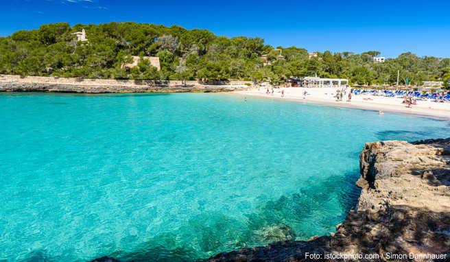An einem der schönsten Strände Mallorcas liegt das Fincahotel »Na Martina«