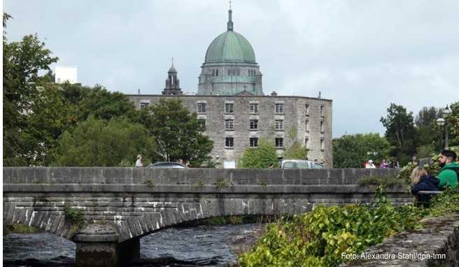 Die Kathedrale ist nur eine der vielen Sehenswürdigkeiten von Galway.