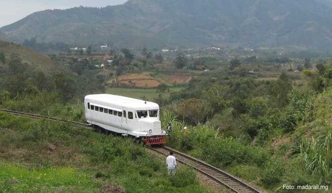 Urlaub Madagaskar  Trip mit der »Micheline« für Eisenbahnfans ein Highlight