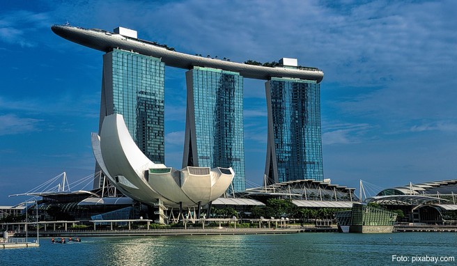 Der Hotelkomplex Marina Bay Sands ist wohl das meistfotografierte Gebäude der Welt