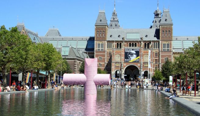 Auf XXL Papier Amsterdamer Rijksmuseum zeigt seine allergrößten Werke