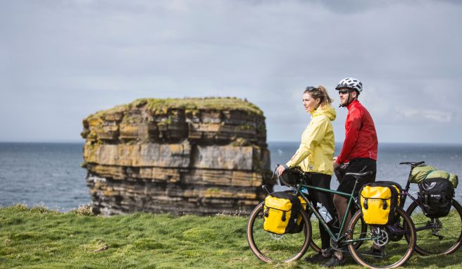 Der Eurovelo 1, die Atlantikküstenroute, führt auch entlang der irischen Küste.