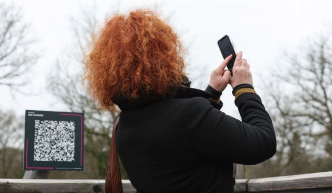 Auf dem Baumwipfelpfad in Bad Iburg gibt es künftig ein virtuelles Begleitprogramm für Smartphones und Tablets. Auf dem Baumwipfelpfad in Bad Iburg gibt es künftig ein virtuelles Begleitprogramm für Smartphones und Tablets.
