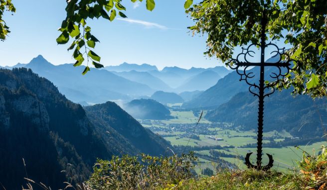 Ausblick vom Falkenstein ins Tal.