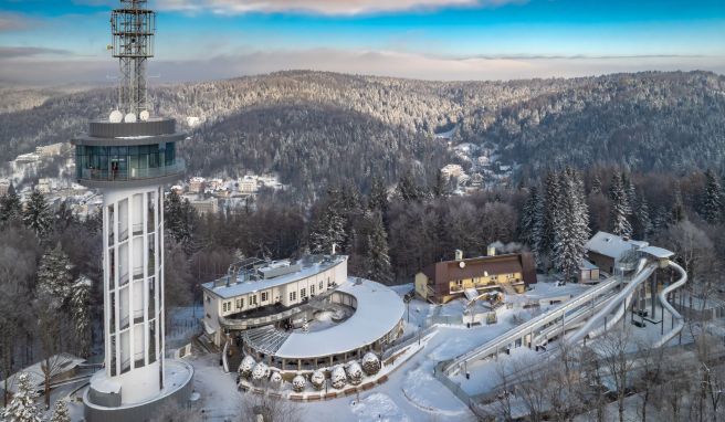 Krynica-Zdrój Neuer Aussichtsturm in Polens Bergen