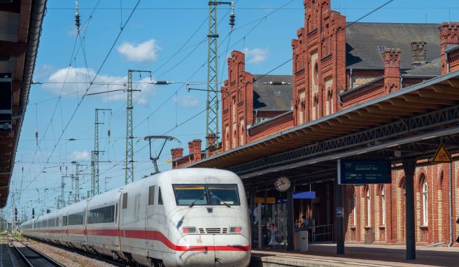 Züge auf Schnellfahrstrecke Berlin-Hamburg werden umgele...