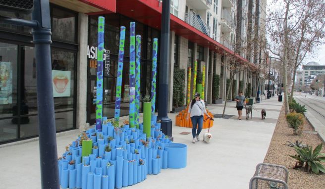 Bay to Park Paseo: Ein neuer Boulevard verbindet San Diegos Bucht mit dem Balboa Park und präsentiert Design-Installationen entlang der Strecke.