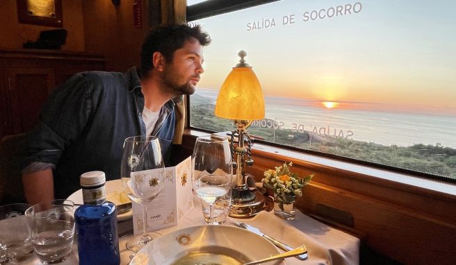 Im Schlemmerzug durch Spaniens grünen Norden Costa Verde Express