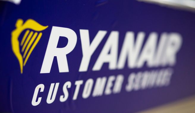 Ryanair-Kunden sollten wachsam sein: Auf einer gefälschten Internetseite wollen Betrüger persönliche Daten abgreifen.