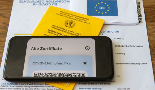 Auffrischung nötig EU-Impfnachweise ohne Booster nur noch neun Monate gültig