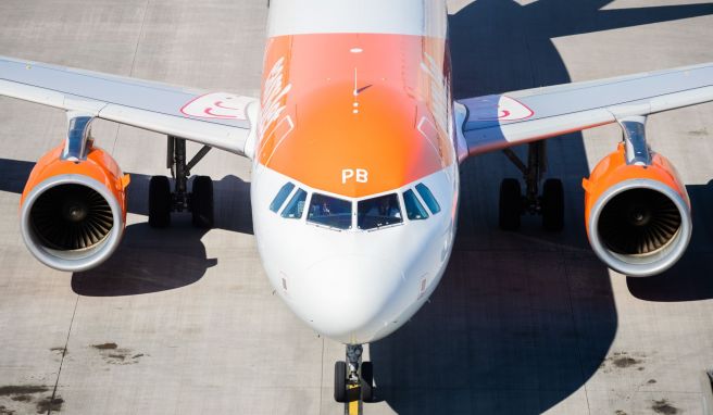 Wegen Personalmangels hat Easyjet einen Teil seines Flugprogramms gestrichen. Betroffen sind bis Ende August täglich zwölf Flüge von und zum BER. 