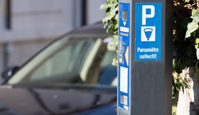 Urlaub mit dem Auto So fahren und parken Sie richtig in der Schweiz
