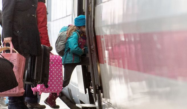 Für ICE und IC in Deutschland Bahn verkauft Familientickets ab 60 Euro