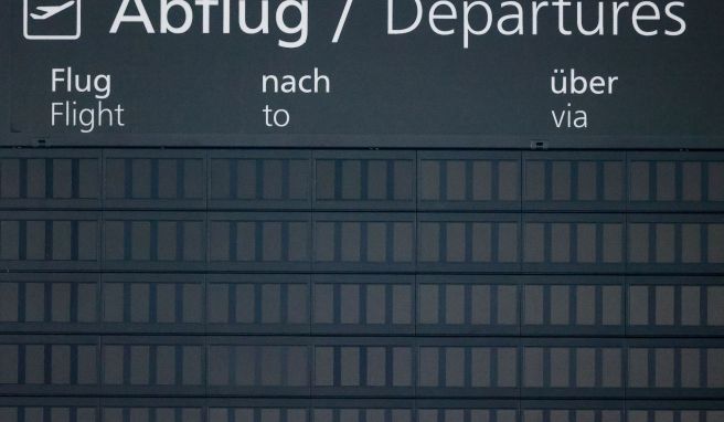 Flieger bleiben am Boden Diese Rechte haben Flugreisende bei Warnstreiks