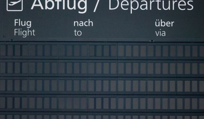 Flieger bleiben am Boden  Diese Rechte haben Flugreisende bei Warnstreiks