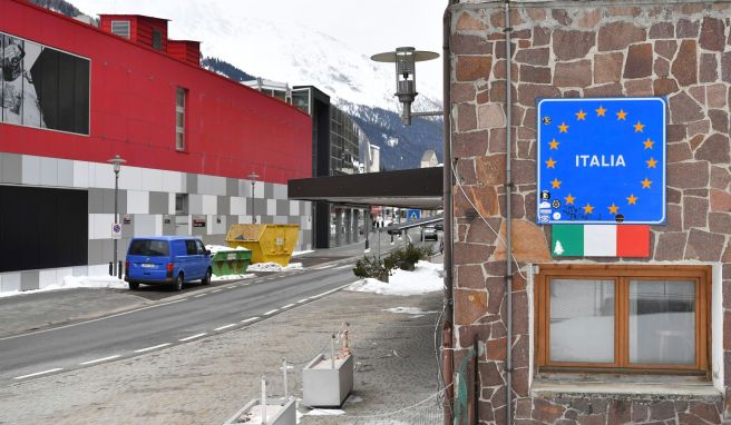 Auch für Geimpfte Italien: Corona-Testpflicht für Einreisende aus EU-Ausland