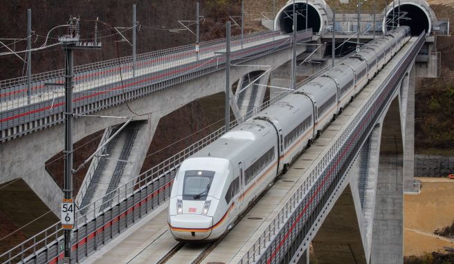 Mit dem Fahrplanwechsel an diesem Wochenende soll auch die Neubaustrecke Wendlingen-Ulm in Baden-Württemberg in Betrieb gehen.