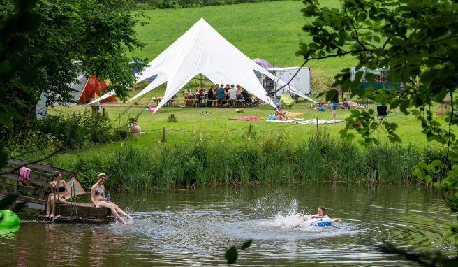 Dem Spieltrieb nachgehen  Was ein Ü18-Ferienlager für Erwachsene so reizvoll macht