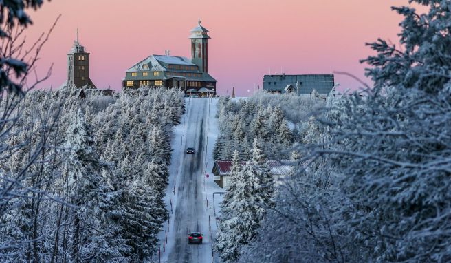 Übernachten auf 1215 Meter Höhe: Gut einen Monat war das traditionelle Hotel Fichtelberghaus geschlossen.