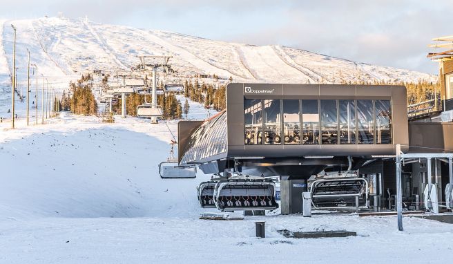 «First class» in Finnland: Der neue Sechser-Sessellift im Skigebiet Ylläs hat Sitzheizung und spezielle Dämpfer, damit die Sessel bei starkem Wind weniger schwingen.