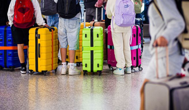 Anwalt klärt auf Urlaubsende vorverlegt? Rechte bei geänderten Flugzeiten