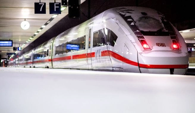 Faktencheck Nur wenige Corona-Infektionen in Zügen - stimmt das?