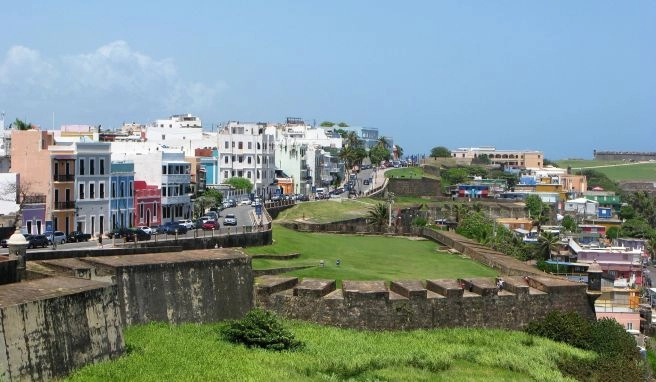 San Juan verbindet Vergangenheit und Gegenwart zu einer abwechslungsreichen Mischung. San Juan verbindet Vergangenheit und Gegenwart zu einer abwechslungsreichen Mischung.