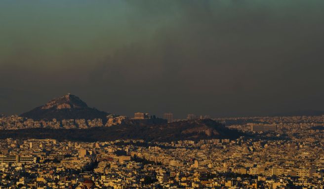 Feuer bei Athen Griechenlandurlaub: Angst vor Bränden ist kein Storno-Grund