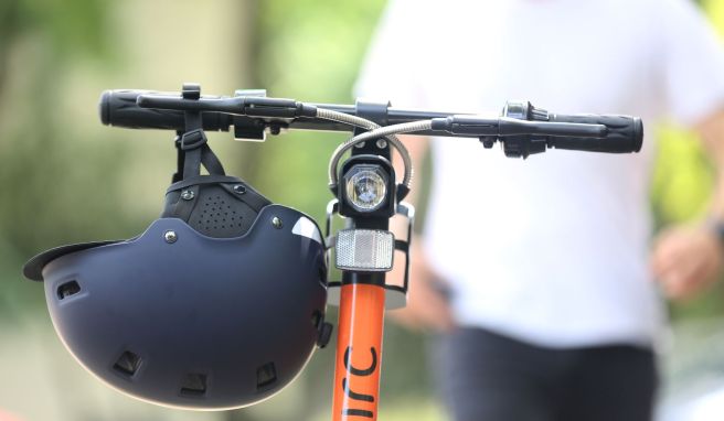Helmpflicht und Nummernschild Italien will Vorschriften für E-Scooter verschärfen