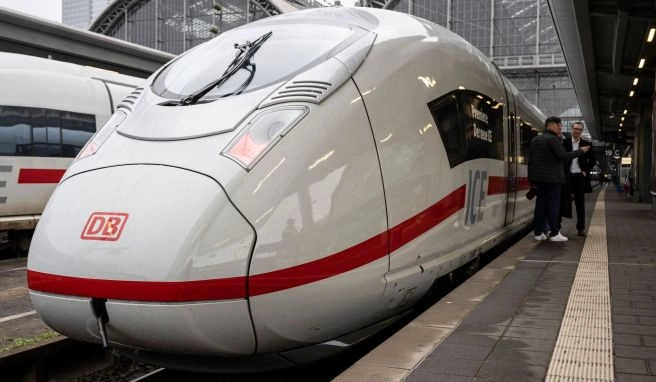 Insgesamt hat die Deutsche Bahn 73 ICE 3neo bestellt.