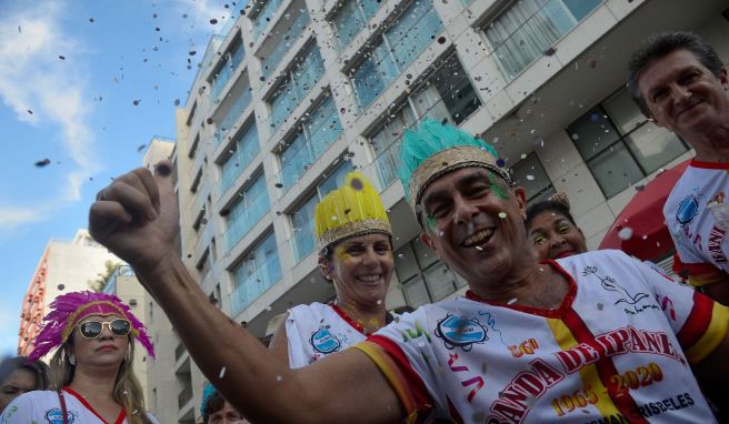 Rückkehr der Freude  Rio de Janeiro feiert wieder Karneval