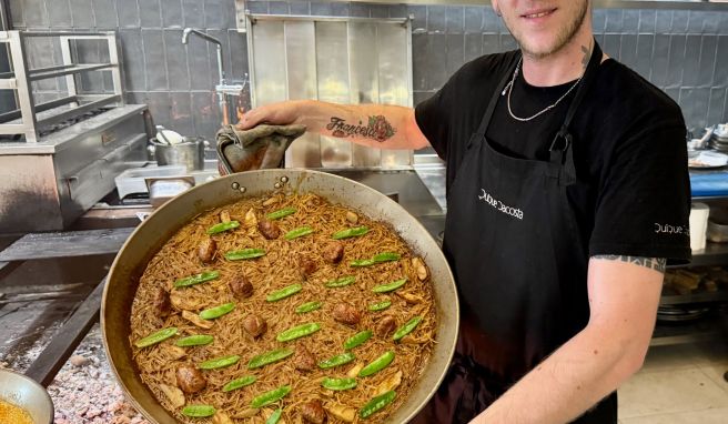 Eine Paella, wie sie im «Llisa Negra» serviert wird. Eine Paella, wie sie im «Llisa Negra» serviert wird.