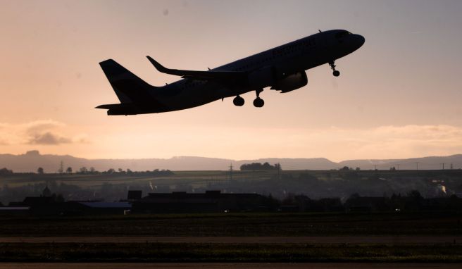 Erst Streik, dann Ferien  Osterreisezeit: Droht dem Luftverkehr das nächste Chaos?
