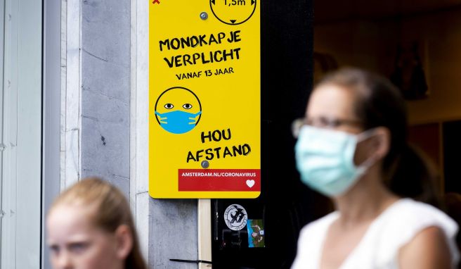 Niederlande verhängen erneut die Maskenpflicht