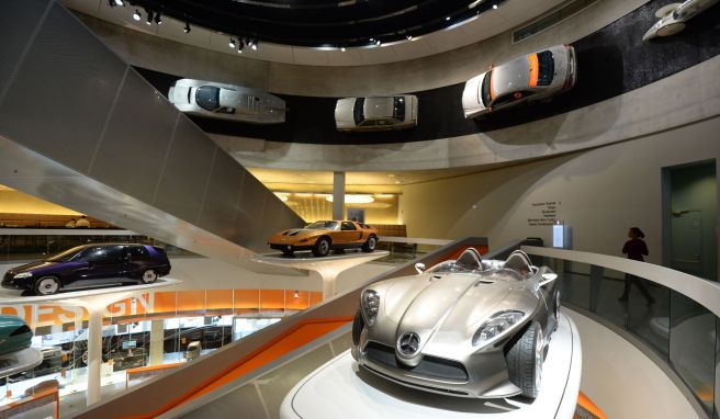 Die Autos mit dem Stern stehen im Fokus des Mercedes-Benz Museums Stuttgart.