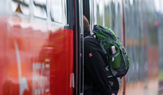Nachhaltiger leben  Mit Bus und Bahn zur Wandertour