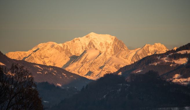 Wer zum Mont Blanc aufsteigen möchte, sollte die richtige Route wählen. Rettungskräfte warnen etwa vor dem «Weg der Plateaus».